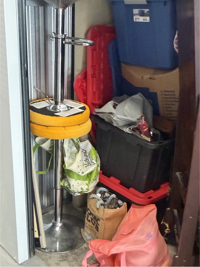 10 x 15 storage unit in New Castle, DE