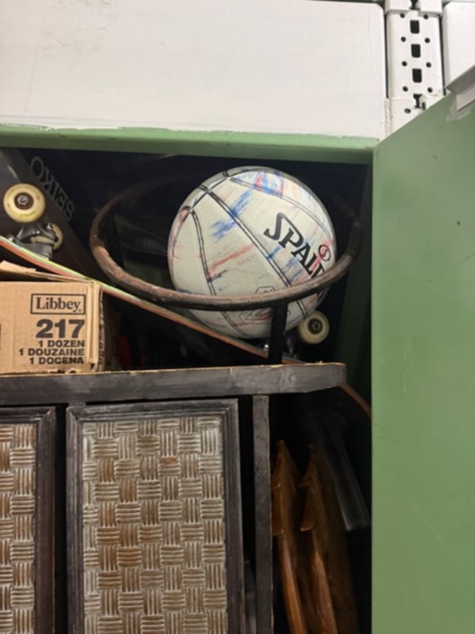 4 x 6 storage unit in Pearl City, HI