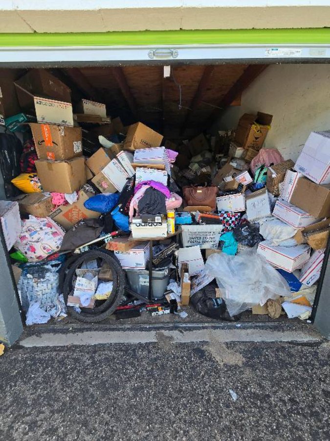 10 x 18 storage unit in Albuquerque, NM