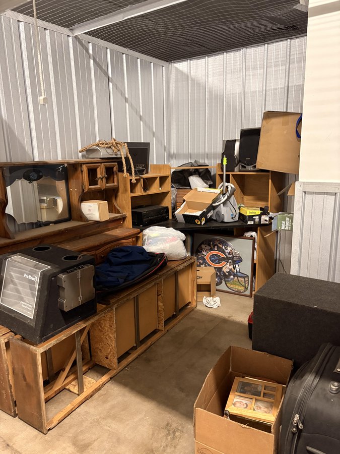 10 x 10 storage unit in Moline, IL