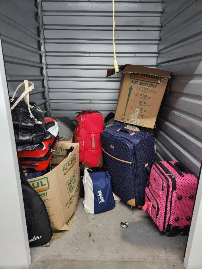 5 x 5 storage unit in North Hollywood, CA