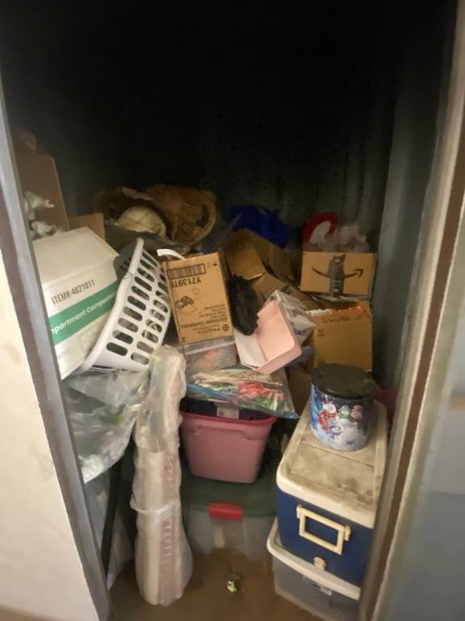 5 x 10 storage unit in Claremont, CA