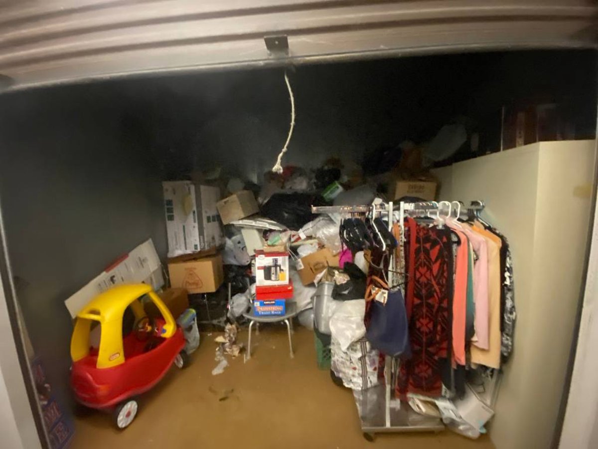 10 x 15 storage unit in Claremont, CA