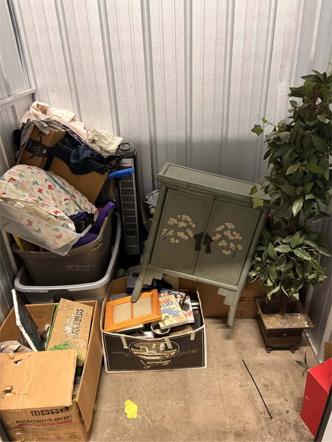 5 x 5 storage unit in Moline, IL