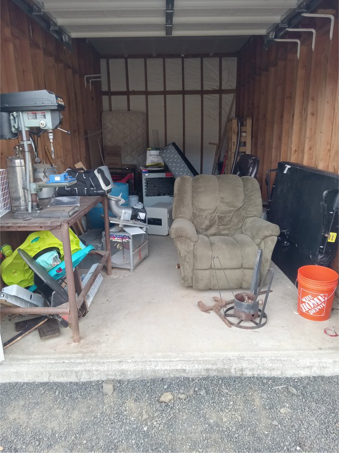 10 x 20 storage unit in Chehalis, WA