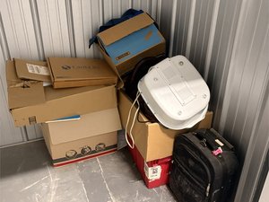 5 x 10 storage unit in Rock Island, IL
