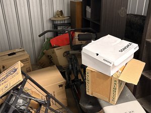 10 x 10 storage unit in Rock Island, IL