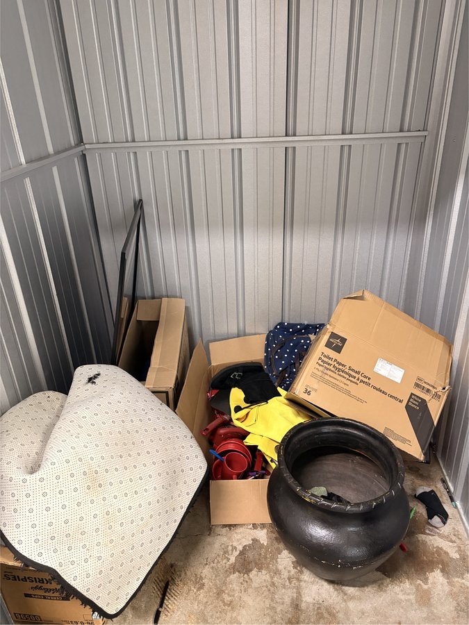 5 x 5 storage unit in Rock Island, IL