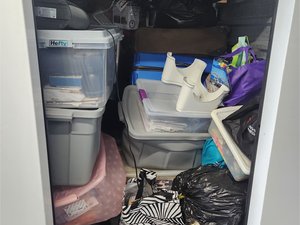 5 x 10 storage unit in Los Angeles, CA