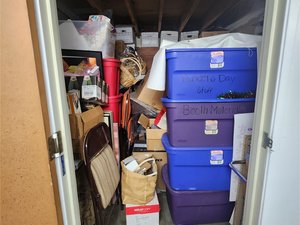 8 x 10 storage unit in Los Angeles, CA