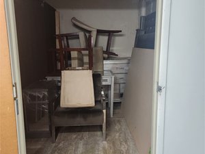 8 x 10 storage unit in Los Angeles, CA