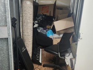 5 x 10 storage unit in Los Angeles, CA