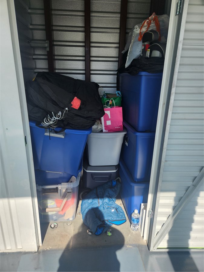 5 x 5 storage unit in Los Angeles, CA