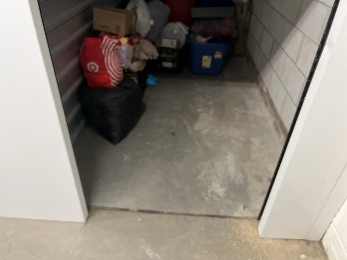 5 x 10 storage unit in Lincolnwood, IL