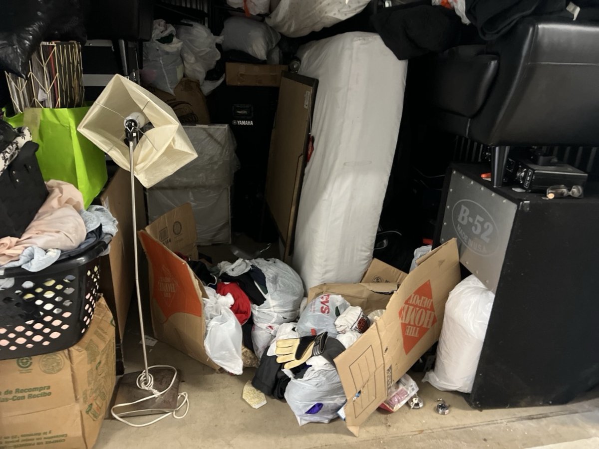 10 x 10 storage unit in Lincolnwood, IL