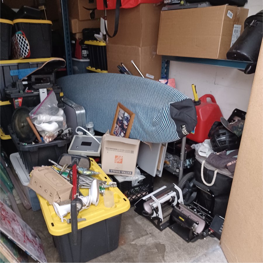 8 x 16 storage unit in Honolulu, HI