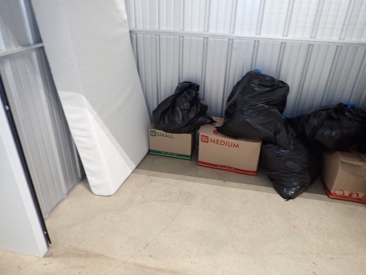 5 x 10 storage unit in Anderson, IN