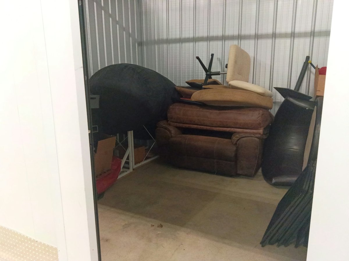 10 x 10 storage unit in Anderson, IN