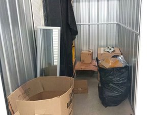 5 x 10 unit in Anderson