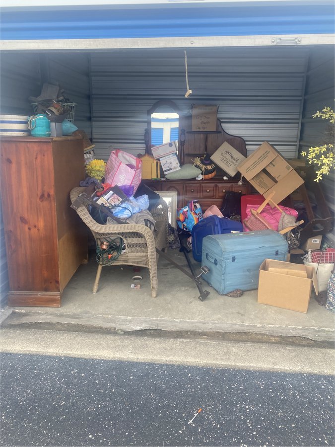 10 x 10 storage unit in Indianapolis, IN