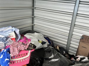 10 x 10 storage unit in Indianapolis, IN