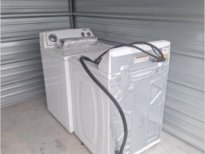10 x 10 unit in Indianapolis
