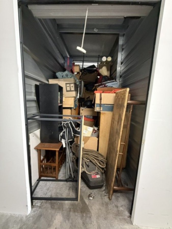 5 x 10 storage unit in Schenectady, NY