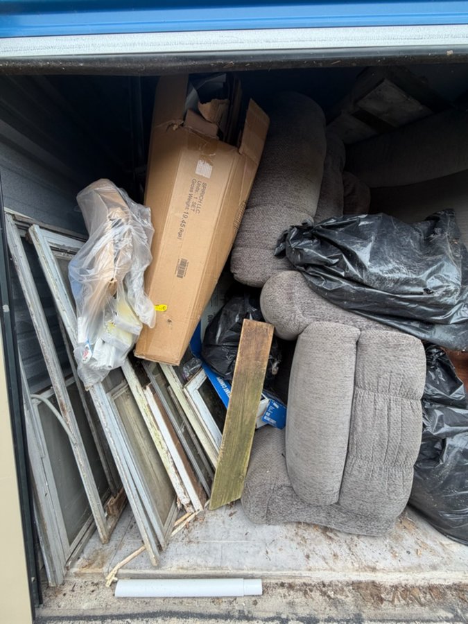 10 x 10 storage unit in Port Jervis, NY
