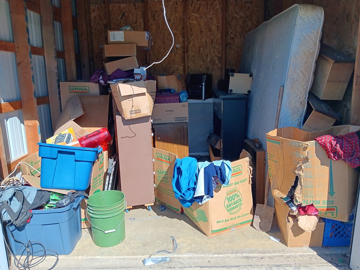 10 x 10 storage unit in Lima, OH