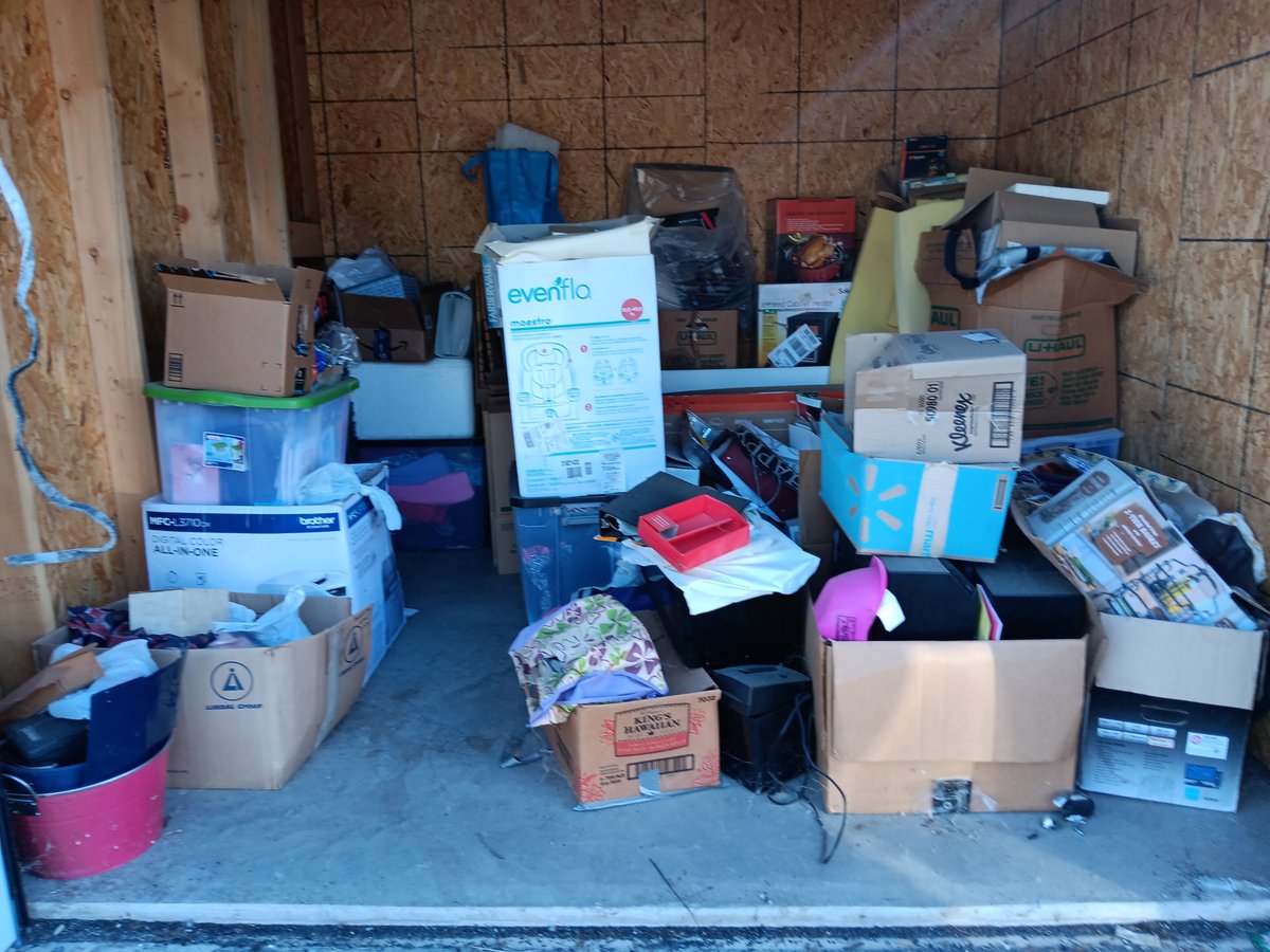 10 x 10 storage unit in Lima, OH