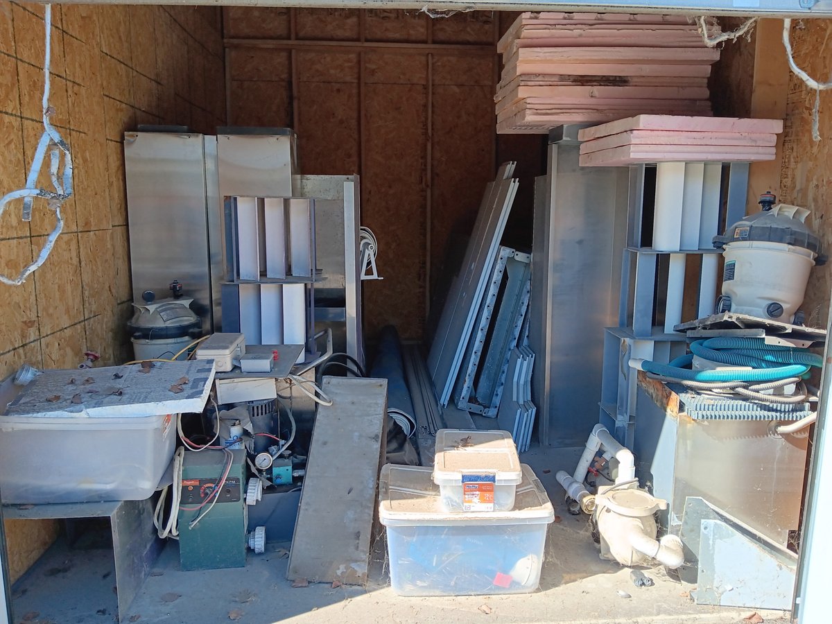 10 x 15 storage unit in Lima, OH