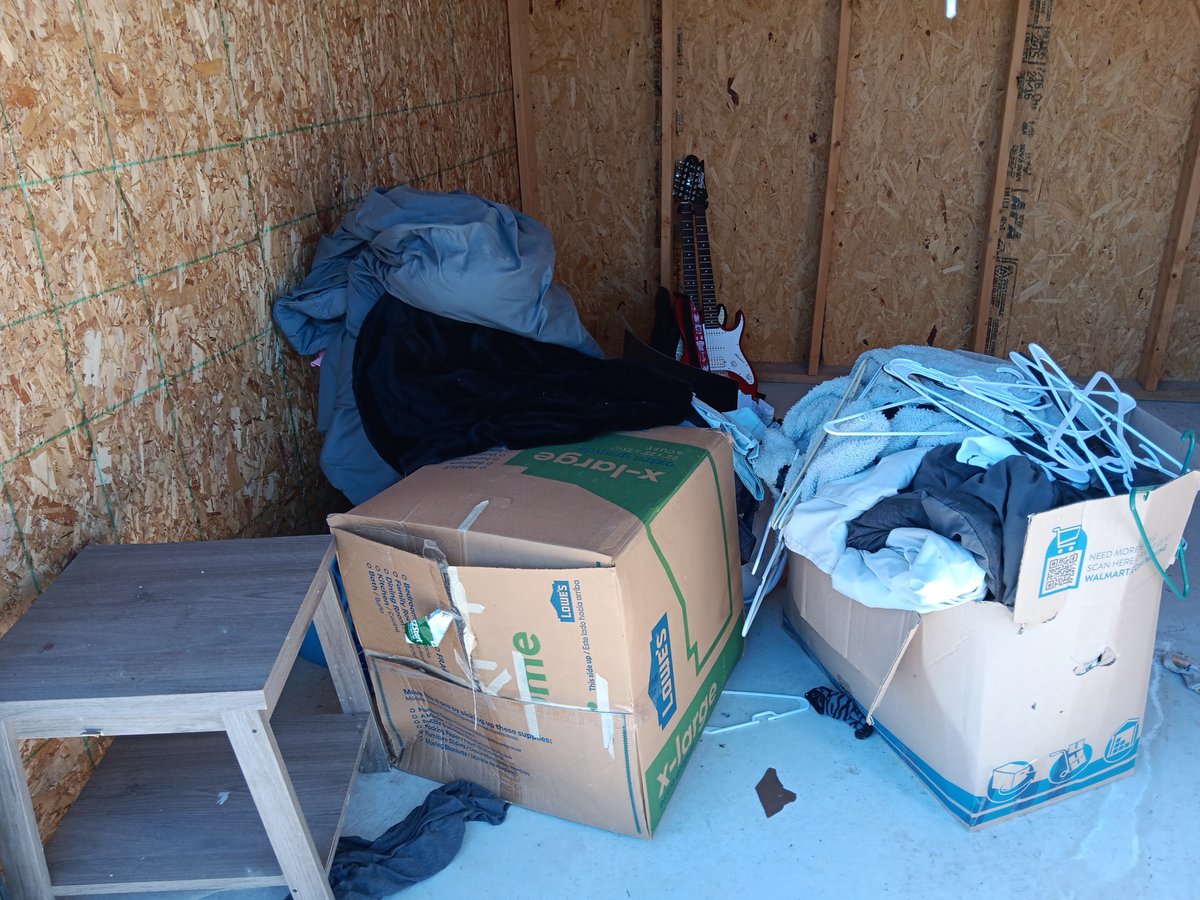 10 x 10 storage unit in Lima, OH