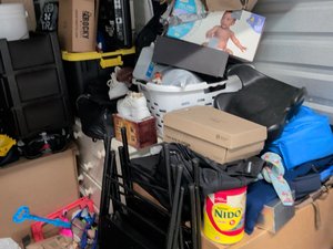 10 x 10 storage unit in Framingham, MA