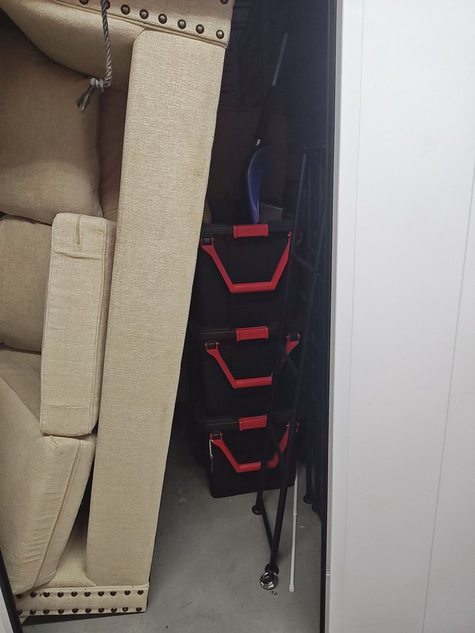 5 x 10 storage unit in Westwood, MA