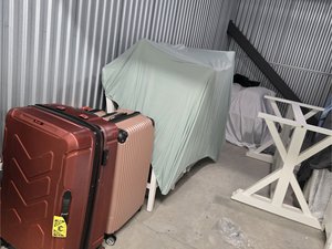 10 x 15 storage unit in Newark, NJ