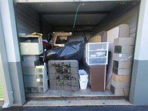 10 x 15 storage unit in Lithonia, GA