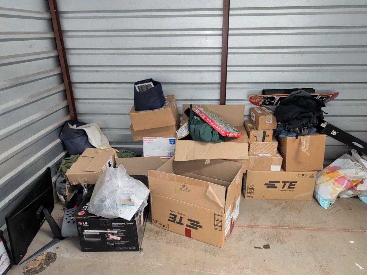 5 x 10 storage unit in Joliet, IL