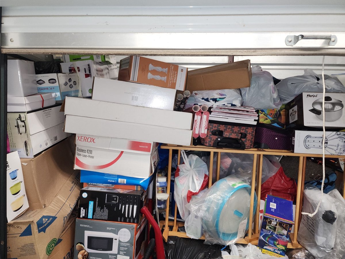 5 x 10 storage unit in Joliet, IL