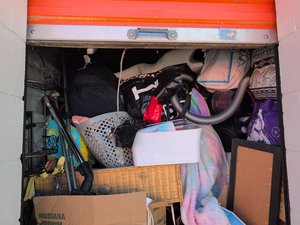 5 x 10 storage unit in Joliet, IL