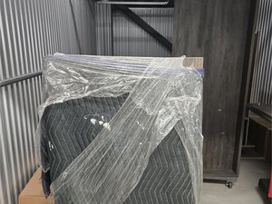 10 x 20 storage unit in Newark, NJ