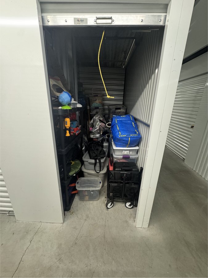 5 x 10 storage unit in Bronx, NY