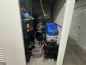 5 x 10 storage unit in Bronx, NY