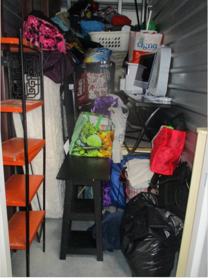 5 x 10 storage unit in Wilmington, DE