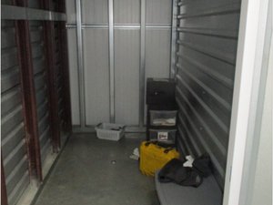 5 x 10 storage unit in Wilmington, DE
