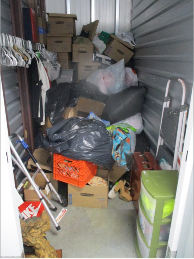 5 x 10 storage unit in Wilmington, DE