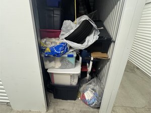 5 x 10 storage unit in Bronx, NY