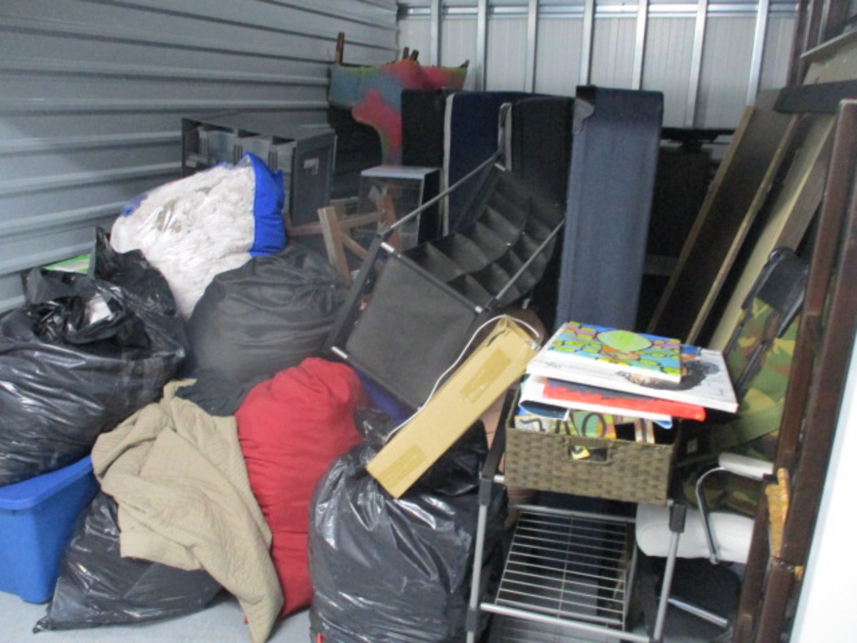 10 x 15 storage unit in Wilmington, DE