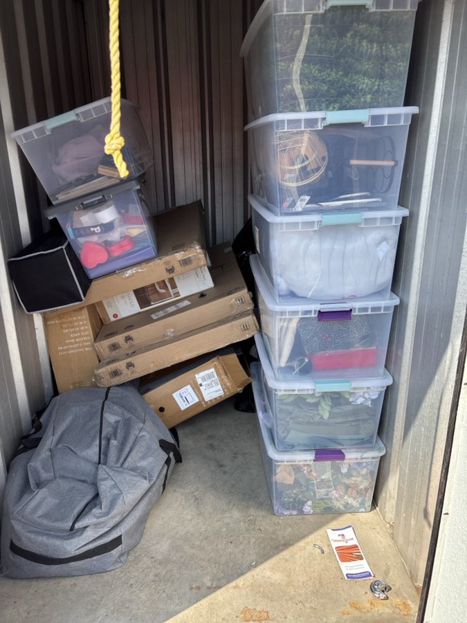 5 x 10 storage unit in St Louis, MO