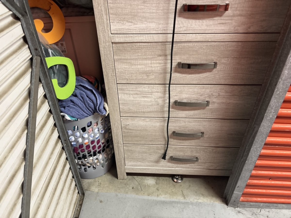 5 x 10 storage unit in St Louis, MO