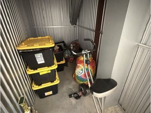 5 x 10 unit in New York